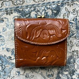 Patricia Nash wallet